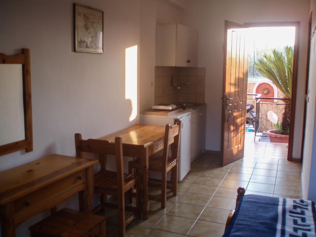 Marilena Apartments & Studios Ypsos Rom bilde