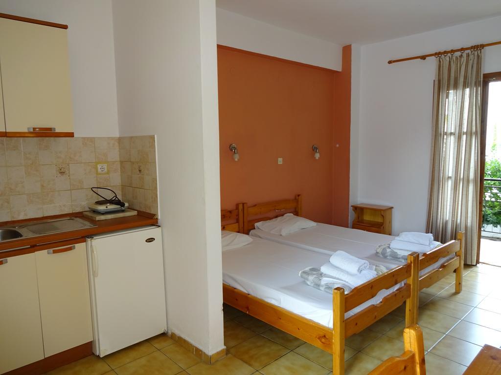 Marilena Apartments & Studios Ypsos Eksteriør bilde